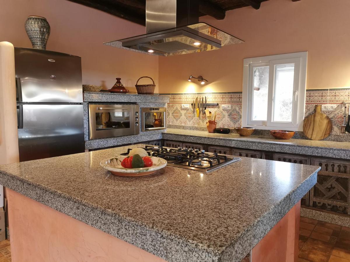 Maison Mimosa, Lovely 3 Bedroom Villa With A Large Pool Szavíra Kültér fotó