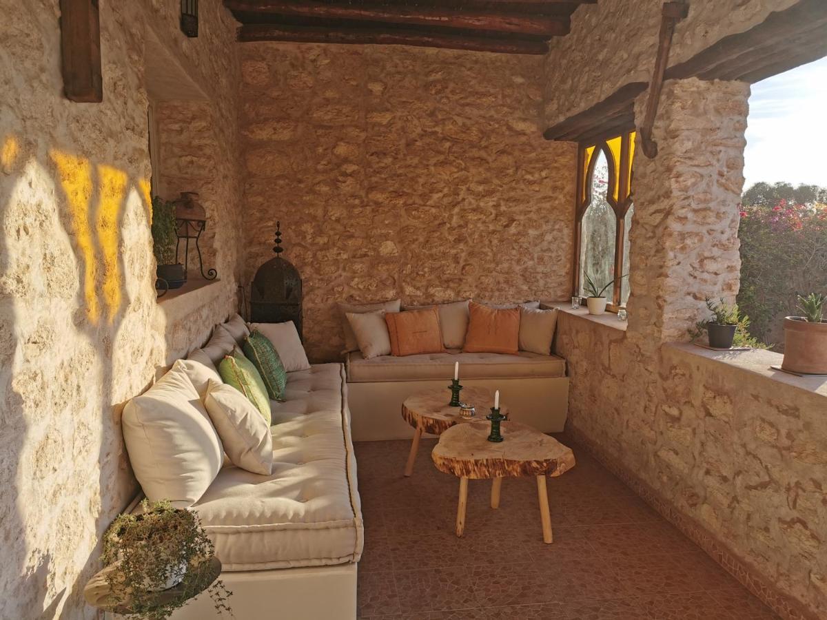 Maison Mimosa, Lovely 3 Bedroom Villa With A Large Pool Szavíra Kültér fotó